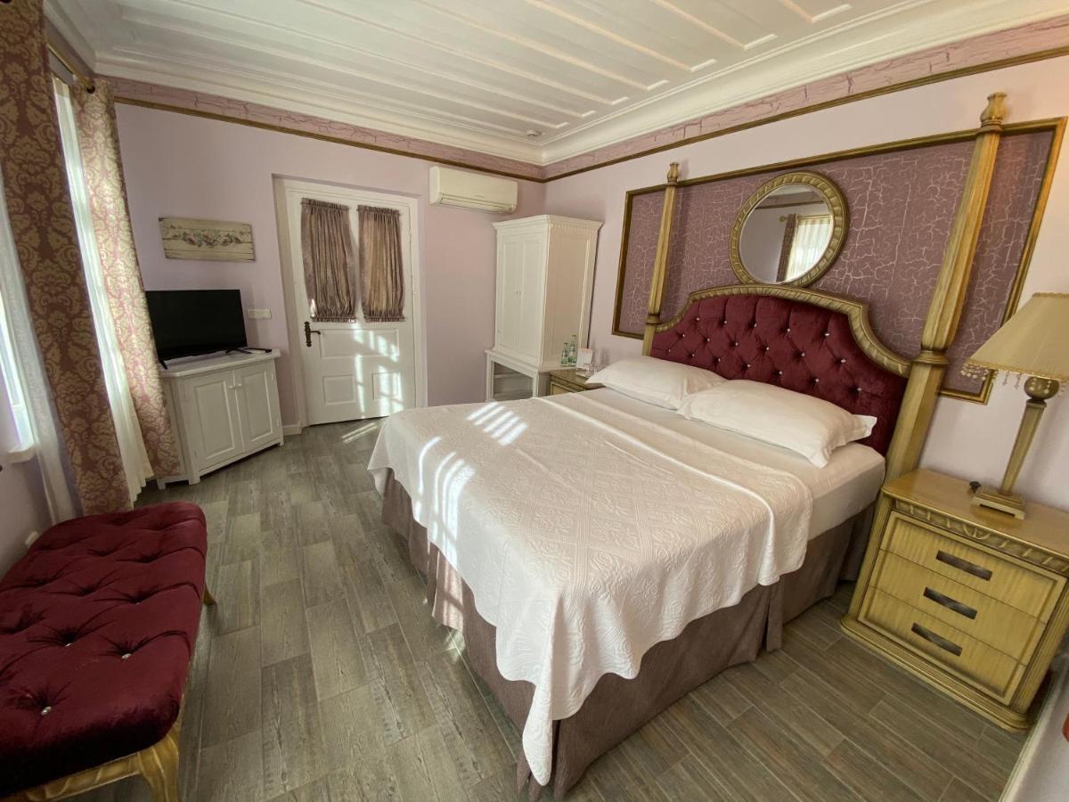 Lola 38 Hotel Foça Ngoại thất bức ảnh