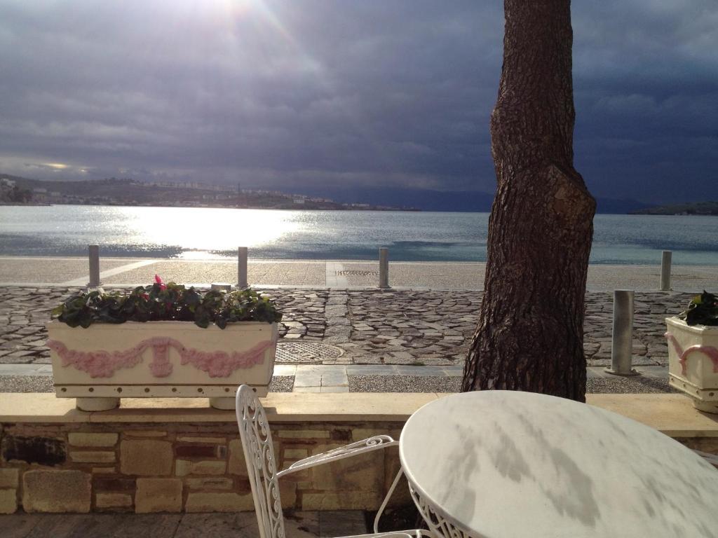Lola 38 Hotel Foça Ngoại thất bức ảnh