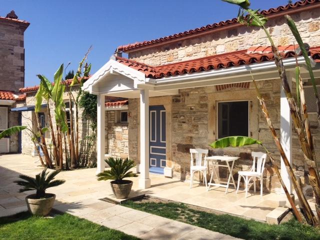 Lola 38 Hotel Foça Ngoại thất bức ảnh