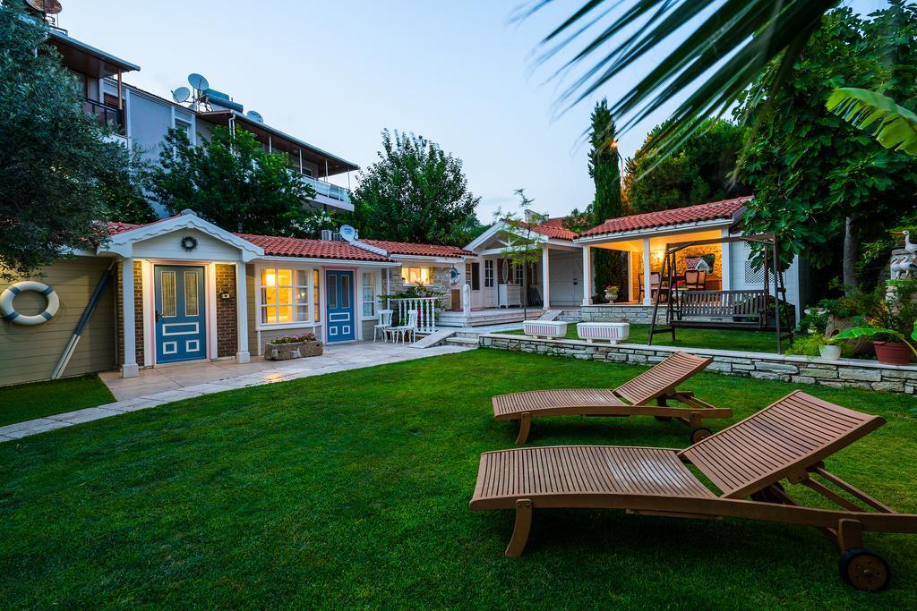 Lola 38 Hotel Foça Ngoại thất bức ảnh