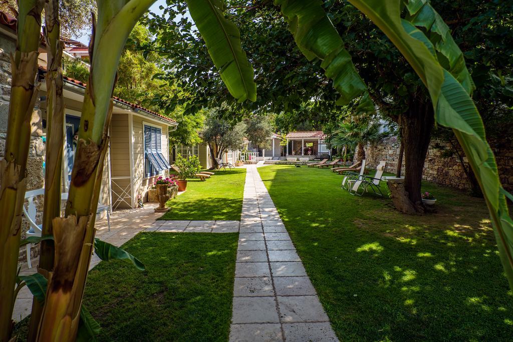Lola 38 Hotel Foça Ngoại thất bức ảnh
