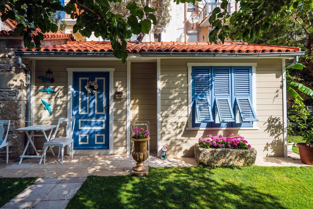 Lola 38 Hotel Foça Ngoại thất bức ảnh