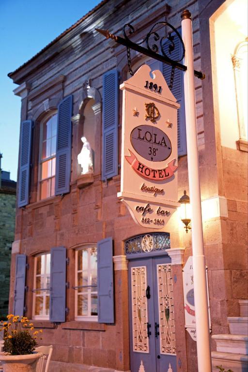 Lola 38 Hotel Foça Ngoại thất bức ảnh