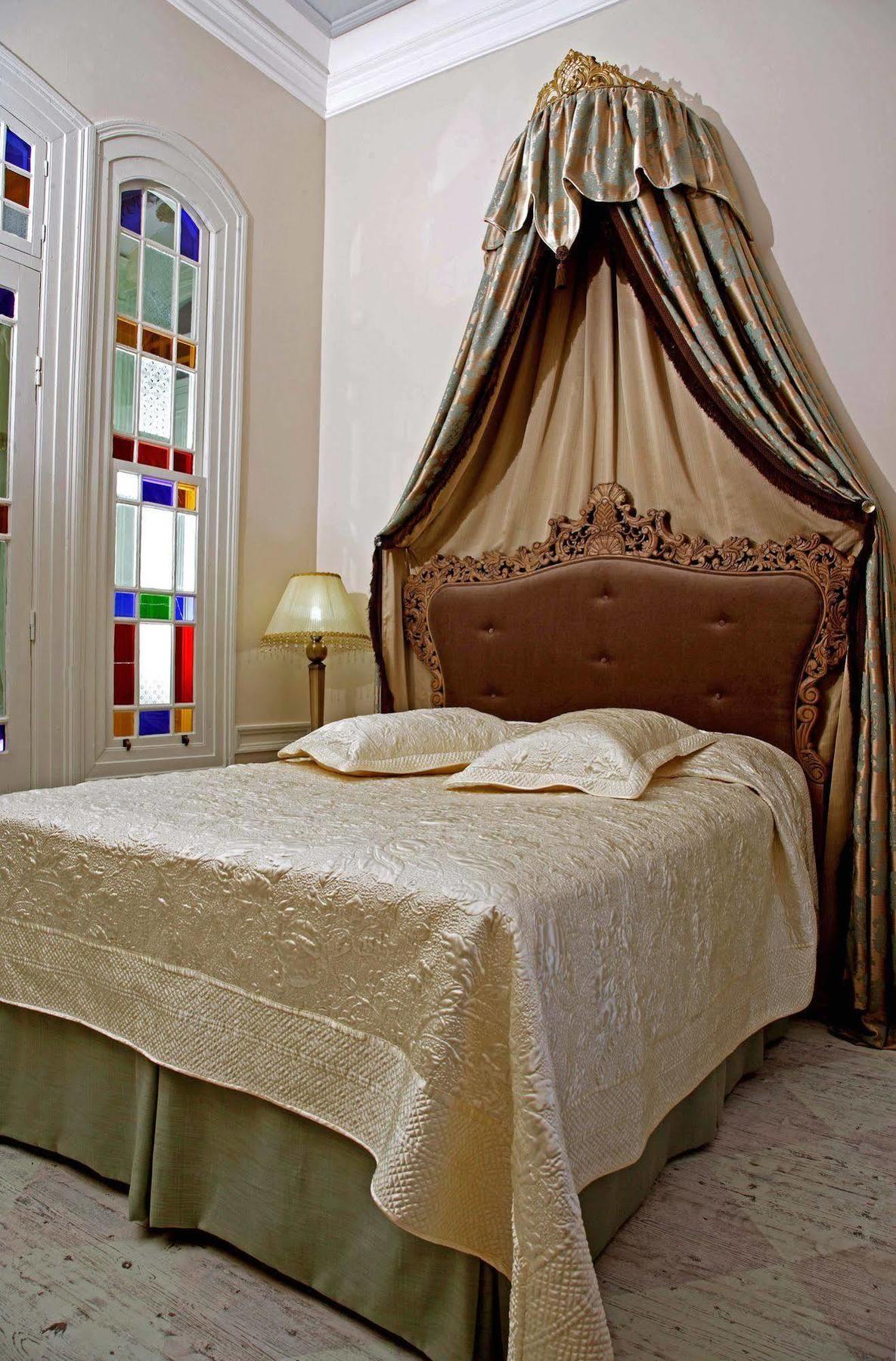 Lola 38 Hotel Foça Ngoại thất bức ảnh