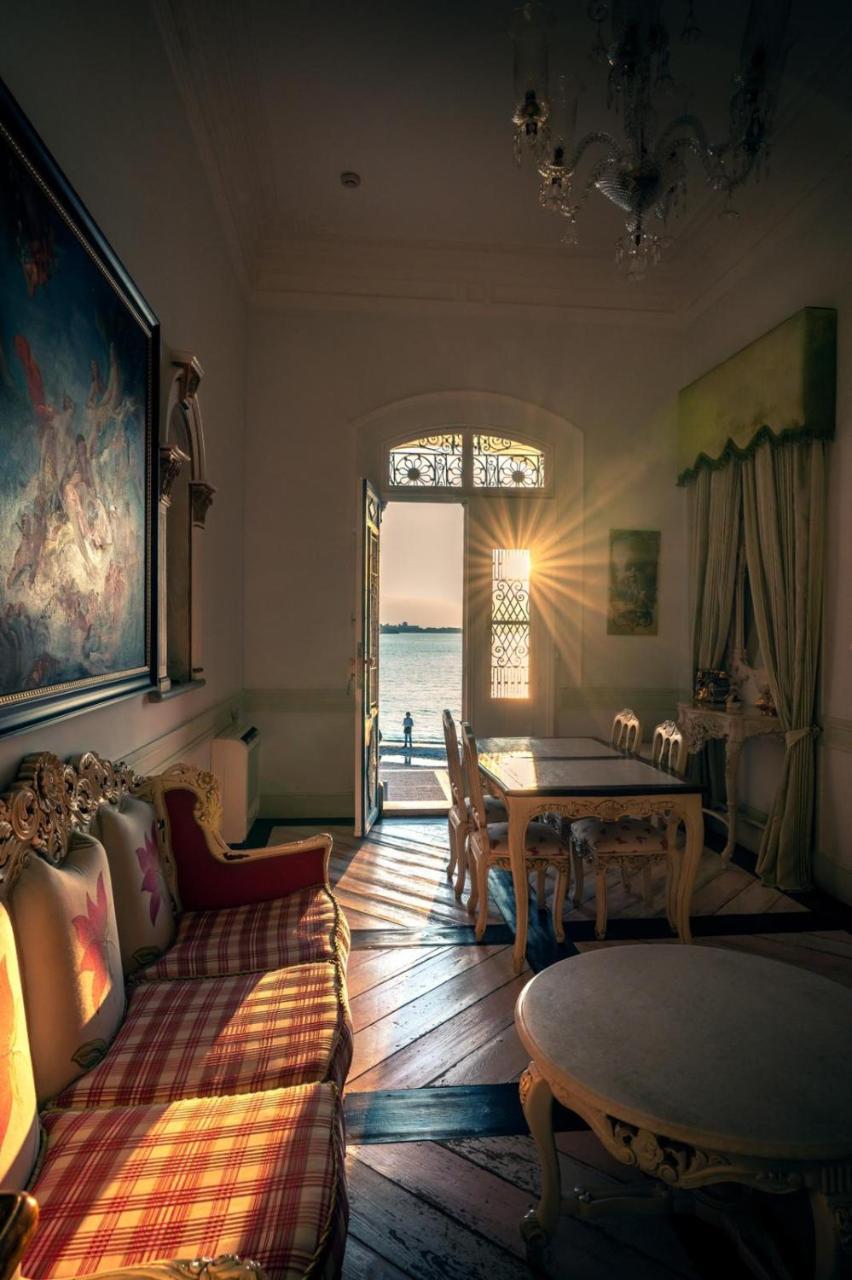 Lola 38 Hotel Foça Ngoại thất bức ảnh